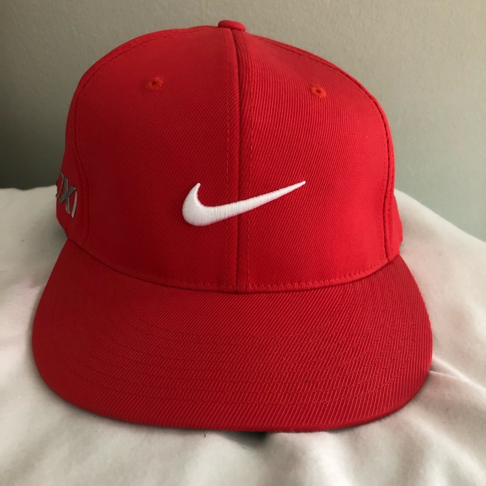 Nike VR golf hat flex fit